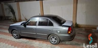 هيونداي أكسنت مانيوال مستعملة فضي موديل 2015