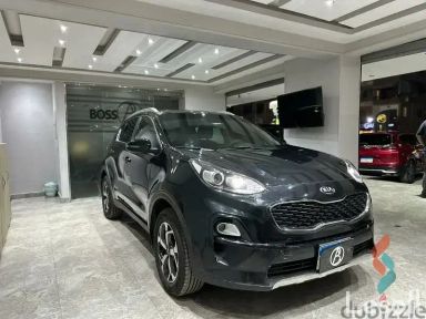 كيا سبورتاج اوتوماتك مستعملة أسود موديل 2020