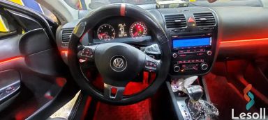 فولكس واجن جيتا اوتوماتك مستعملة أسود موديل 2011