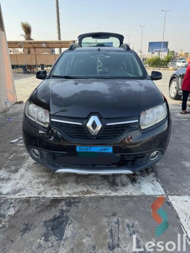 رينو سانديرو مانيوال مستعملة أسود موديل 2016