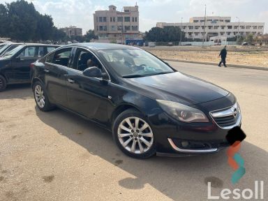 أوبل إنسيجنيا اوتوماتك مستعملة أسود موديل 2016