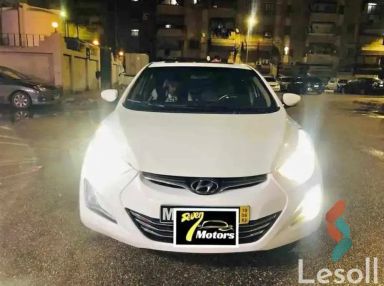 هيونداي إلنترا اوتوماتك مستعملة أبيض موديل 2012