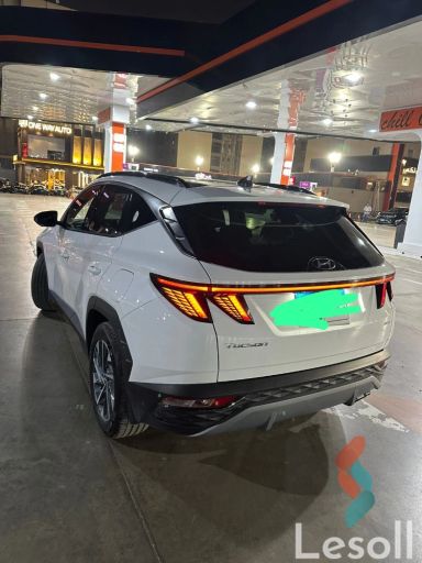 هيونداي توسان مانيوال جديدة أبيض موديل 2024