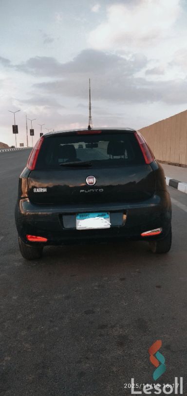 فيات فيات بونتو اوتوماتك مستعملة أسود موديل 2016