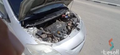 تويوتا يارس مانيوال مستعملة فضي موديل 2008