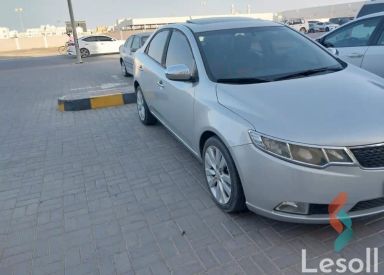 كيا سيراتو اوتوماتك مستعملة فضي موديل 2012