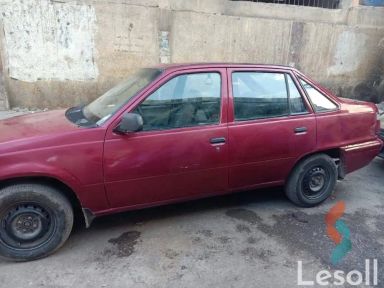 دايو ريزر مانيوال مستعملة نبيتي موديل 1994