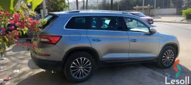 سكودا كودياك اوتوماتك مستعملة فضي موديل 2020