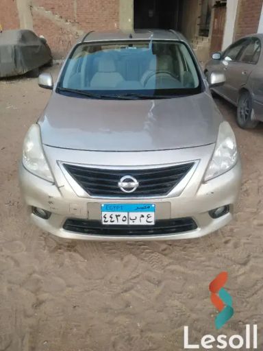 نيسان صني اوتوماتك مستعملة ذهبي موديل 2014