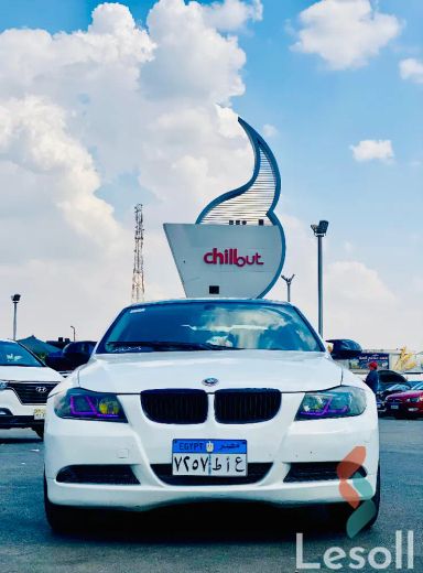بي ام دبليو 320i اوتوماتك مستعملة أبيض موديل 2006