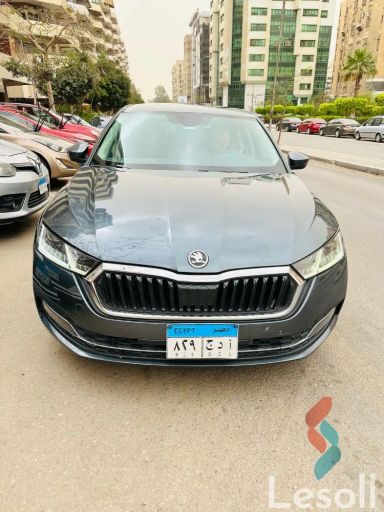 سكودا أوكتافيا اوتوماتك مستعملة أخضر موديل 2021
