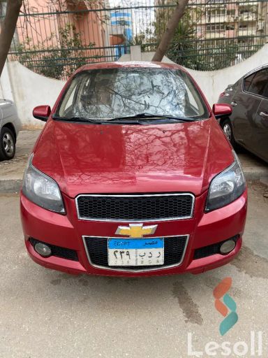 شيفروليه افيو اوتوماتك مستعملة أحمر موديل 2015