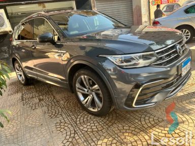 فولكس واجن تيغوان اوتوماتك مستعملة أزرق موديل 2022