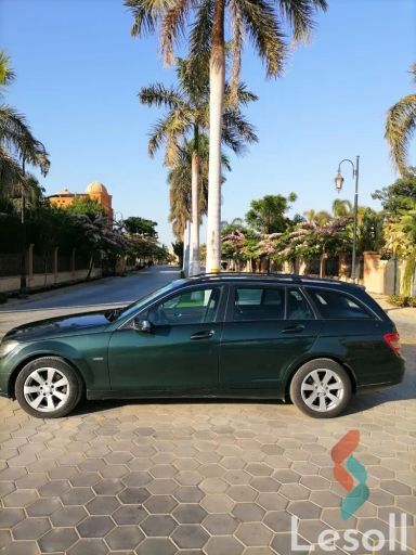 مرسيدس بنز ١٨٠ سي اوتوماتك مستعملة أخضر موديل 2009