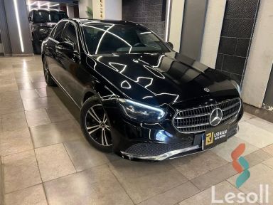 مرسيدس بنز اي ٢٠٠ اوتوماتك مستعملة أسود موديل 2021