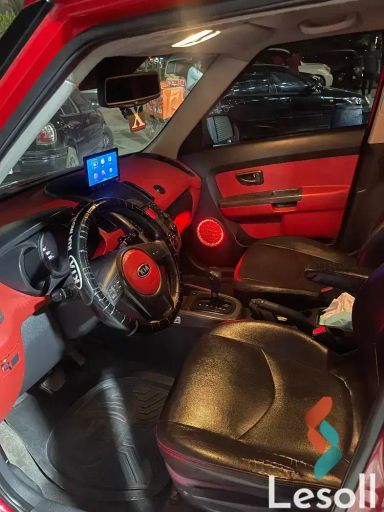 كيا سول اوتوماتك مستعملة أحمر موديل 2009