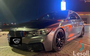 بي ام دبليو 330i اوتوماتك مستعملة رمادي داكن موديل 2014