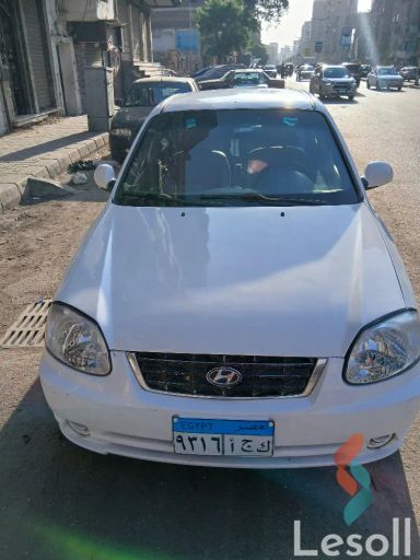 هيونداي فيرنا مانيوال مستعملة أبيض موديل 2016