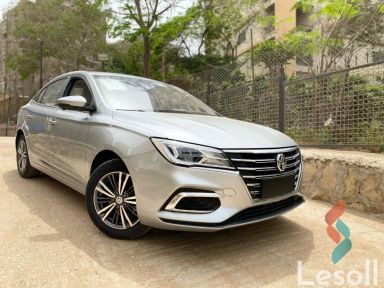 ام جى 5 اوتوماتك جديدة فضي موديل 2026