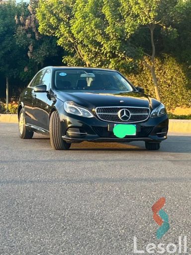 مرسيدس بنز إي كلاس اوتوماتك مستعملة أسود موديل 2016