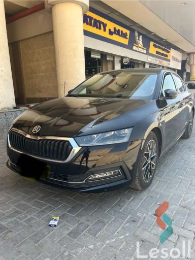 سكودا أوكتافيا اوتوماتك مستعملة أسود موديل 2022