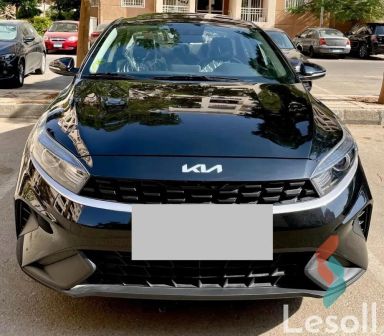 كيا سيراتو اوتوماتك مستعملة أسود موديل 2022