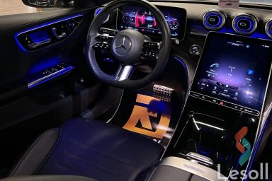 مرسيدس بنز ١٨٠ سي اوتوماتك جديدة أسود موديل 2025