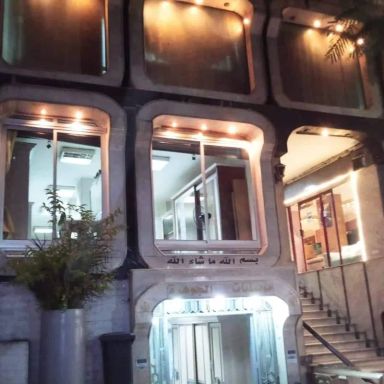 محل للبيع بمساحة 500 متر في القاهرة 