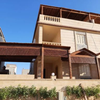 فيلا للبيع بمساحة 300 متر و 5 غرف في الحمام مطروح