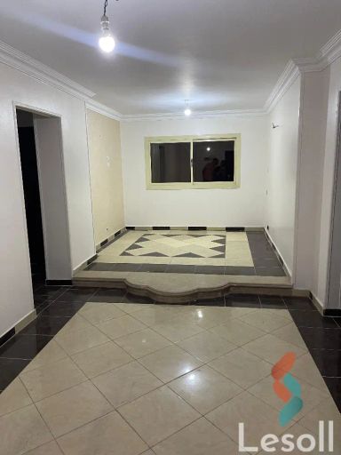 شقة للايجار السنوي بمساحة 120 متر و 3 غرف في عين شمس القاهرة