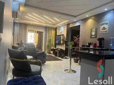 شقة للبيع بمساحة 120 متر و 3 غرف في التجمع الاول القاهرة