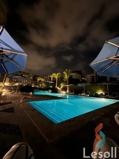 توين هاوس للايجار الشهري بمساحة 213 متر و 4 غرف في الشيخ زايد الجيزة