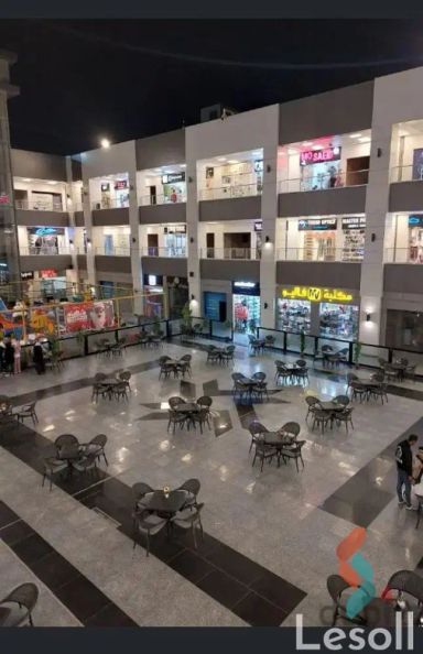 مول للايجار الشهري بمساحة 17 متر في مدينة الشروق القاهرة 