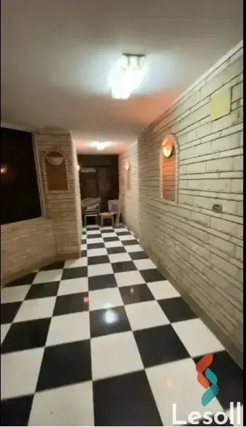 مكتب للبيع بمساحة 260 متر في القاهرة 