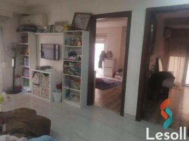 شقة للبيع بمساحة 180 متر و غرفة واحدة في  حى المناخ بورسعيد