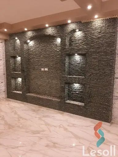 شقة للايجار الشهري بمساحة 145 متر و غرفتان في العبور القليوبية