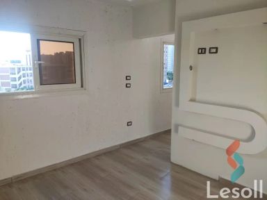 مكتب للايجار الشهري بمساحة 124 متر في سموحة الاسكندرية 