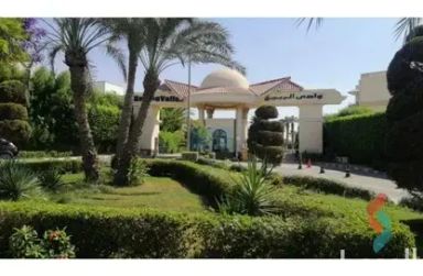 شقة للبيع بمساحة 170 متر و 3 غرف في  مدينة الشروق القاهرة