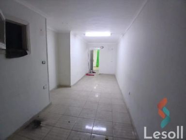 مكتب للبيع بمساحة 140 متر في الاسكندرية 