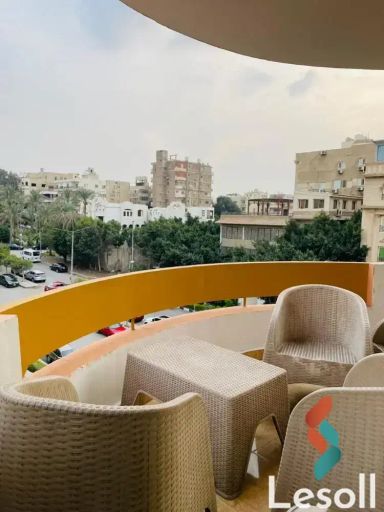 شقة للايجار الشهري بمساحة 200 متر و 3 غرف في المقطم القاهرة