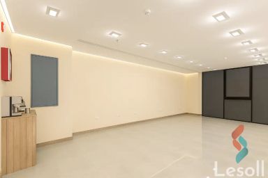 مكتب للايجار الشهري بمساحة 65 متر في التجمع الخامس - القاهرة الجديدة القاهرة 