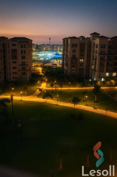 شقة للبيع بمساحة 325 متر و 5 غرف في  مدينتي القاهرة