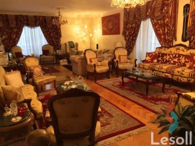 شقة للبيع بمساحة 210 متر و 3 غرف في  مصر الجديدة القاهرة