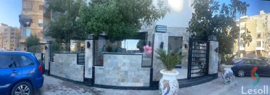 مكتب للبيع بمساحة 380 متر في القاهرة 