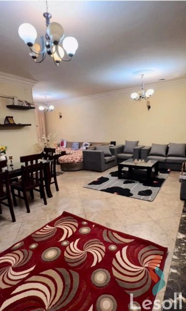 شقة للبيع بمساحة 230 متر و 4 غرف في  المهندسين الجيزة