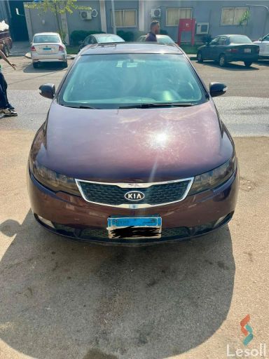 Kia cerato automatic used maroon model 2010