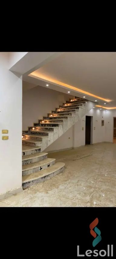 Duplex for sale with an data.area 660 meters and 4 data.rooms in  Cheikh Zayed Giza 