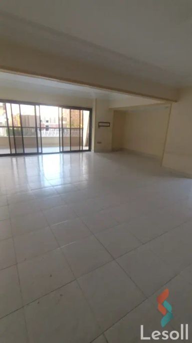 Apartment for yearly rent with an data.area of 200 meters and 3 rooms in Nasr City Cairo 