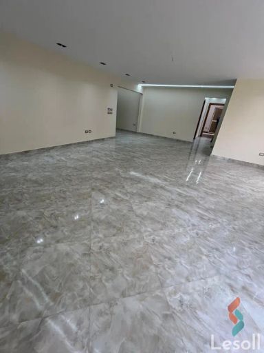 Apartment for sale with an area of 178 meters and 3 rooms in Cheikh Zayed Giza 