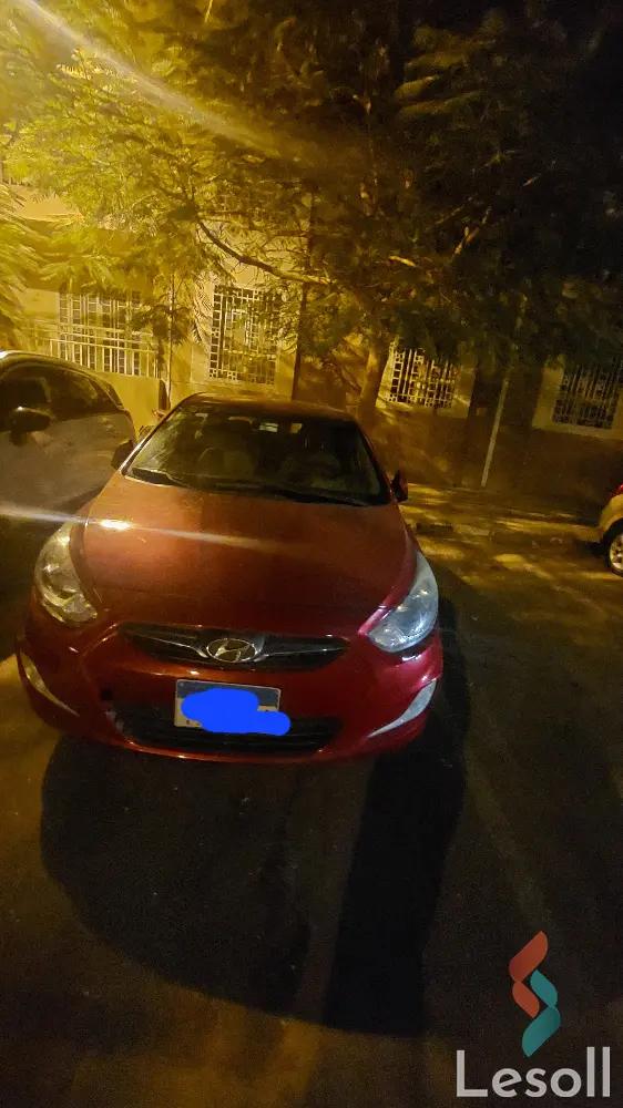 هيونداي أكسنت اوتوماتك مستعملة نبيتي موديل 2015 - صورة 3